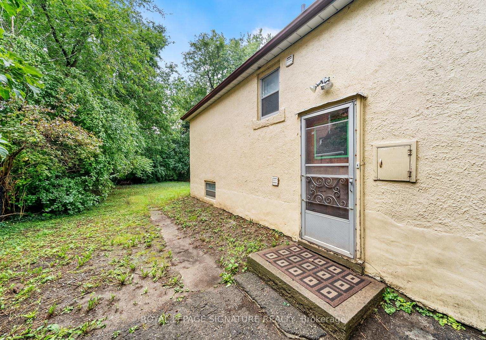 17-pleasant-avenue-toronto-ontario-c12371712