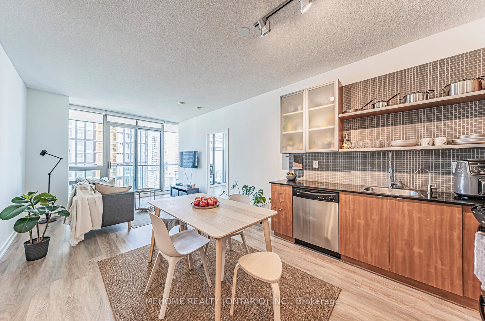 33-lombard-street-toronto-ontario-c12371837