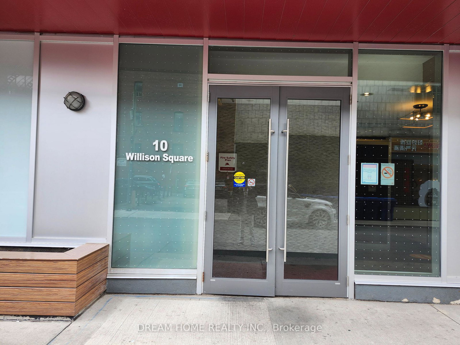 10-willison-square-toronto-ontario-c12371851