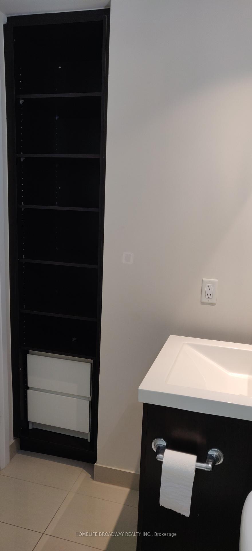 100-harrison-garden-boulevard-north-york-ontario-c12371861