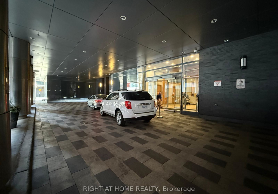 295-adelaide-street-w-toronto-ontario-c12371873