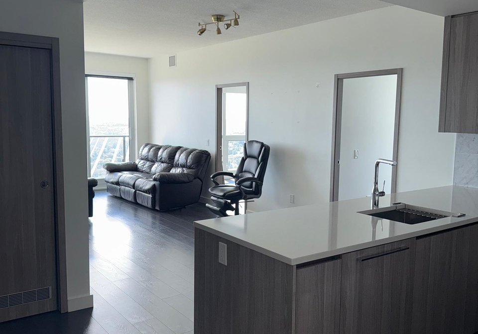 95-mcmahon-drive-north-york-ontario-c12371891