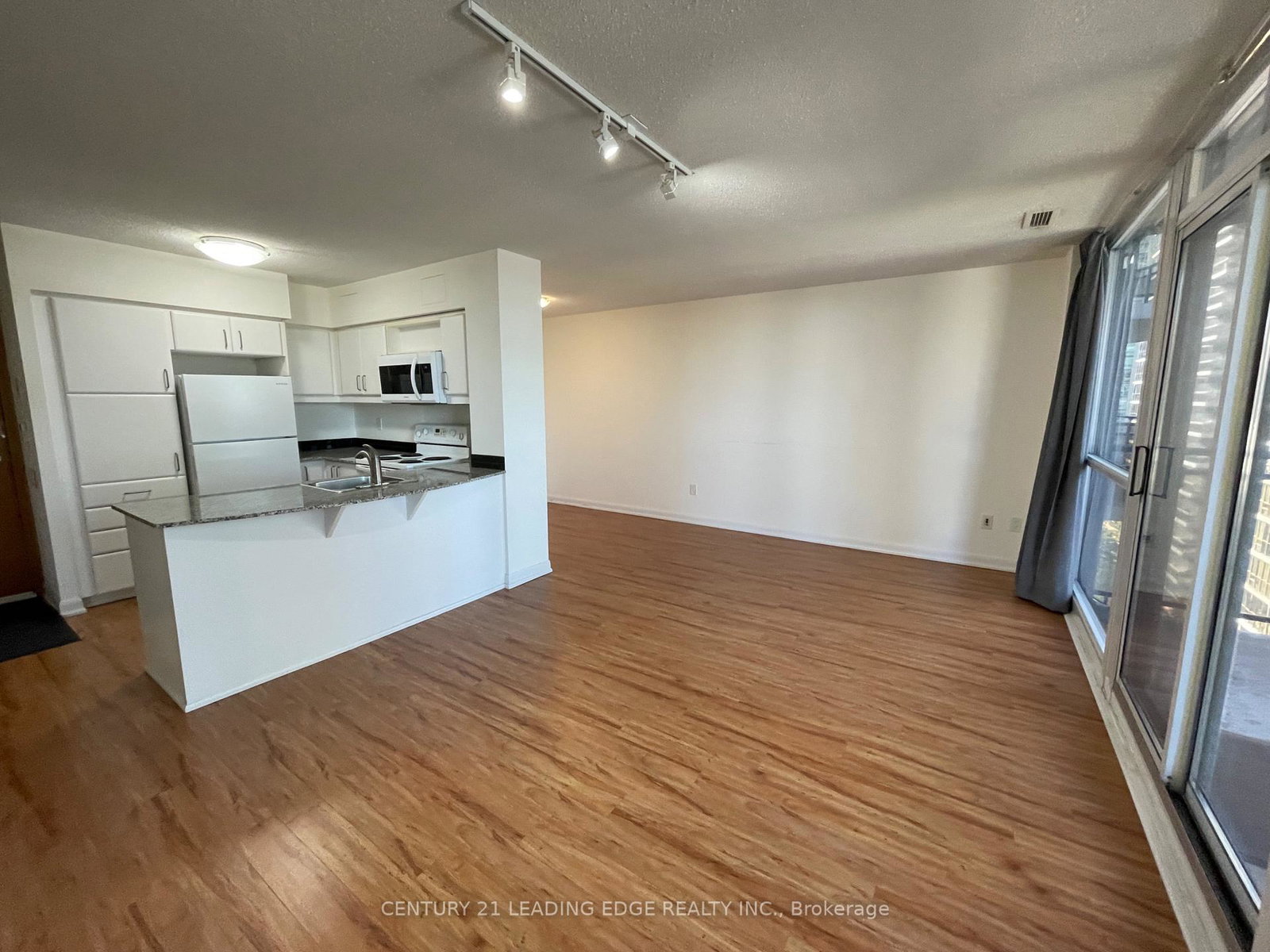33-sheppard-avenue-e-north-york-ontario-c12371929