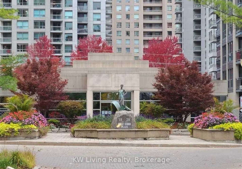 28-hollywood-avenue-north-york-ontario-c12372163