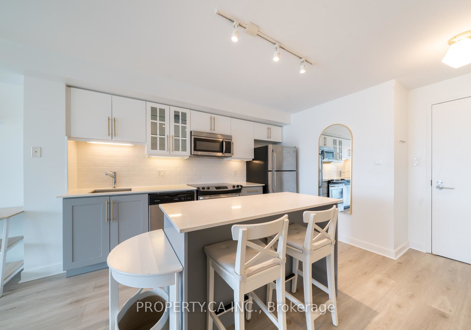 1171-queen-street-w-toronto-ontario-c12372216