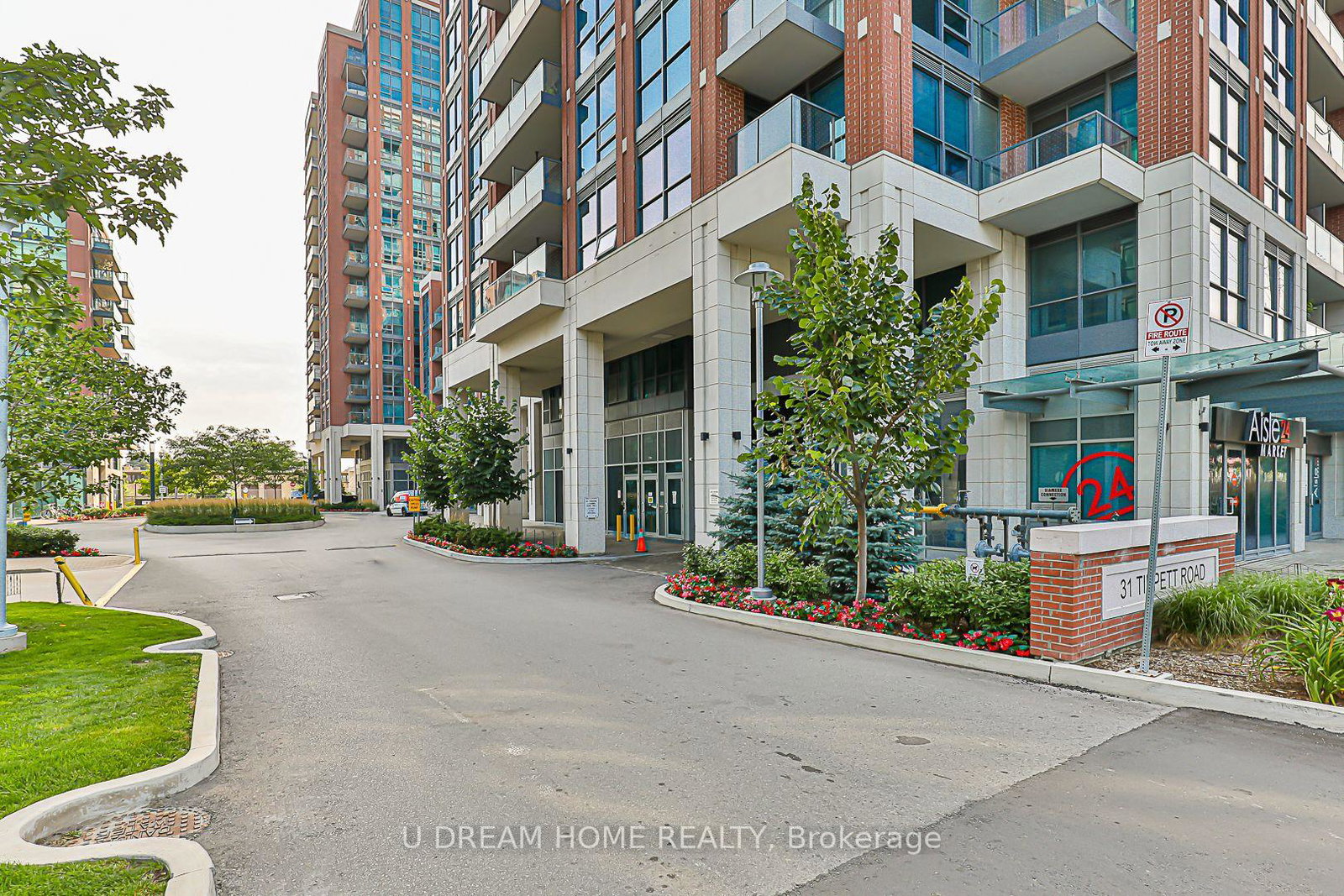 31-tippett-road-toronto-ontario-c12372388