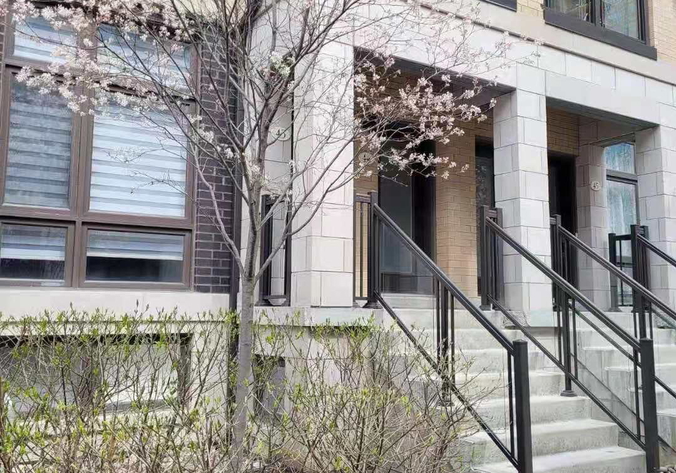 19-eldora-avenue-toronto-ontario-c12372457