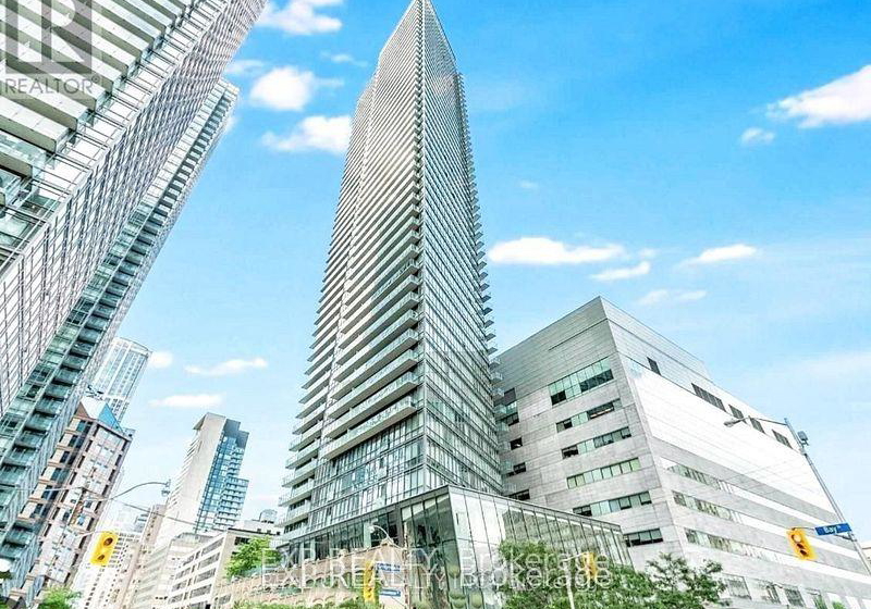 832-bay-street-toronto-ontario-c12372482