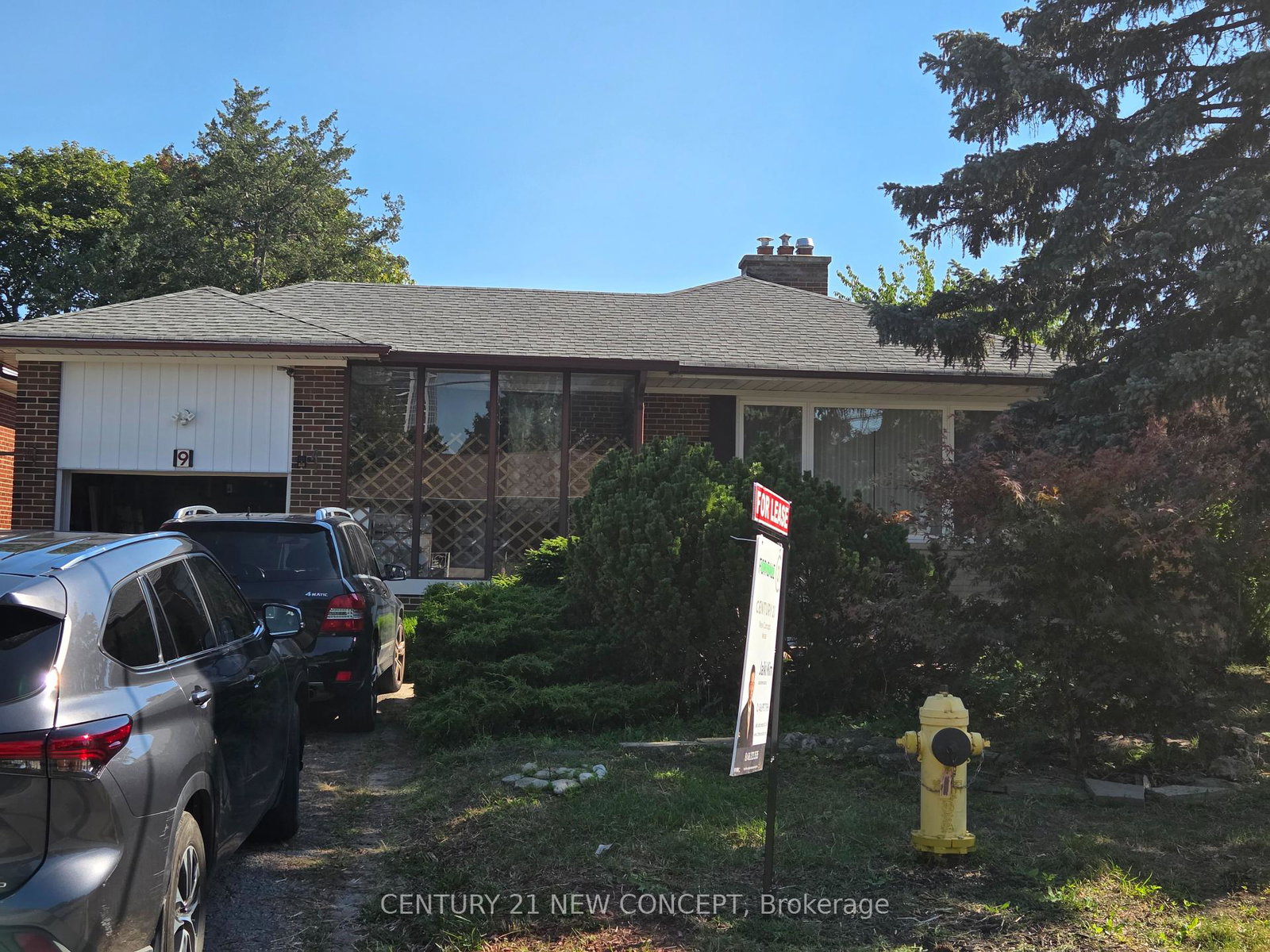 9-bowerbank-drive-north-york-ontario-c12372576