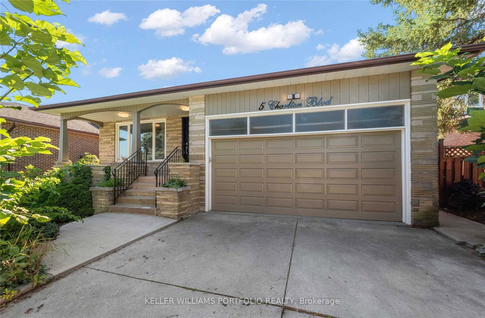 5-charlton-boulevard-toronto-ontario-c12372639