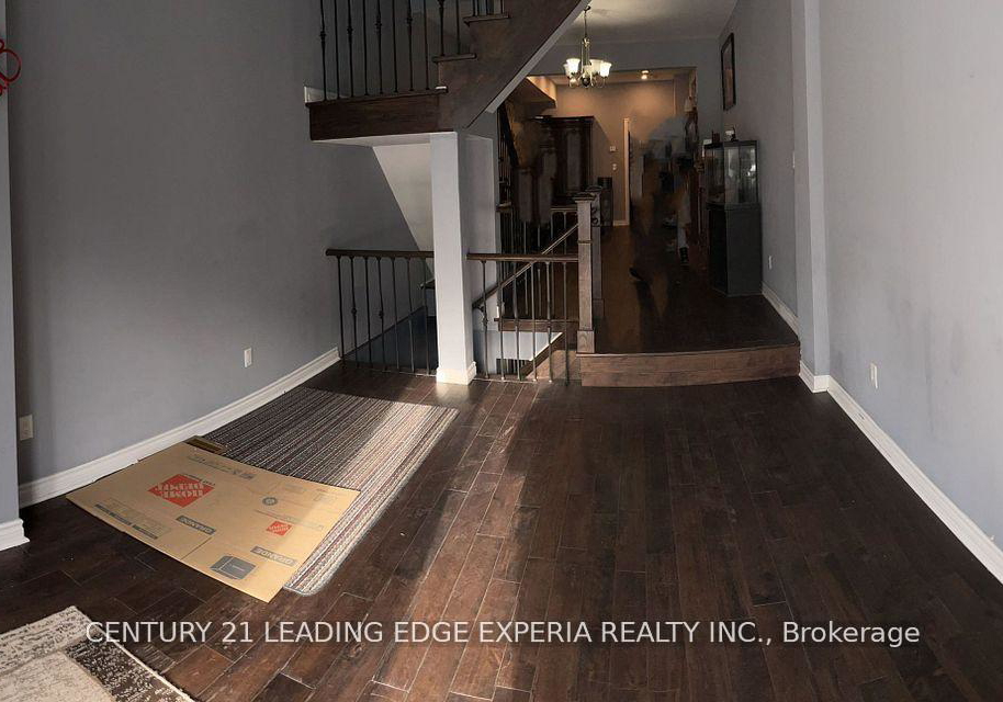 670-dundas-street-w-toronto-ontario-c12372843