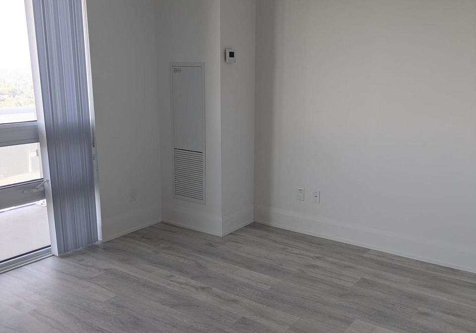 101-erskine-avenue-toronto-ontario-c12372877