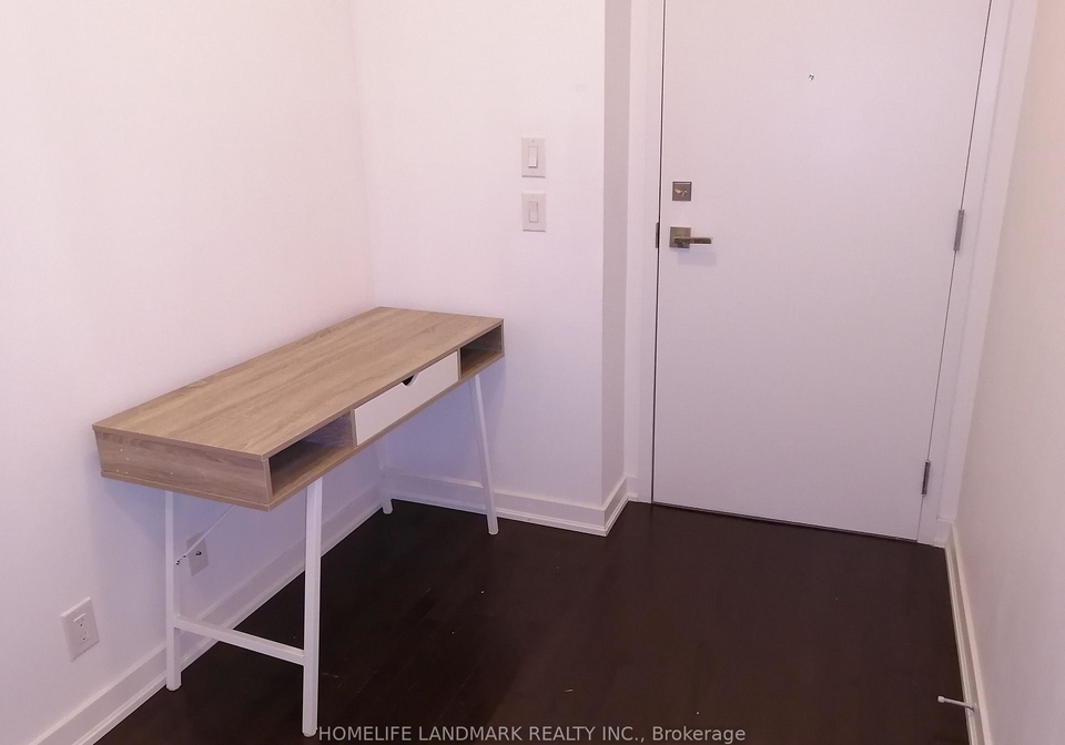 14-york-street-toronto-ontario-c12373026