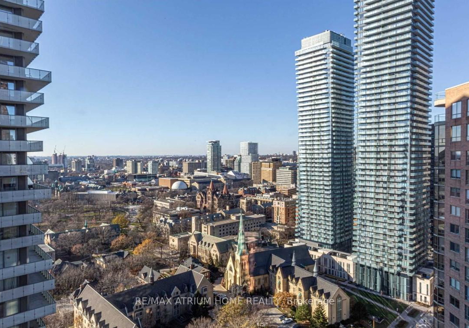 1001-bay-street-toronto-ontario-c12373042