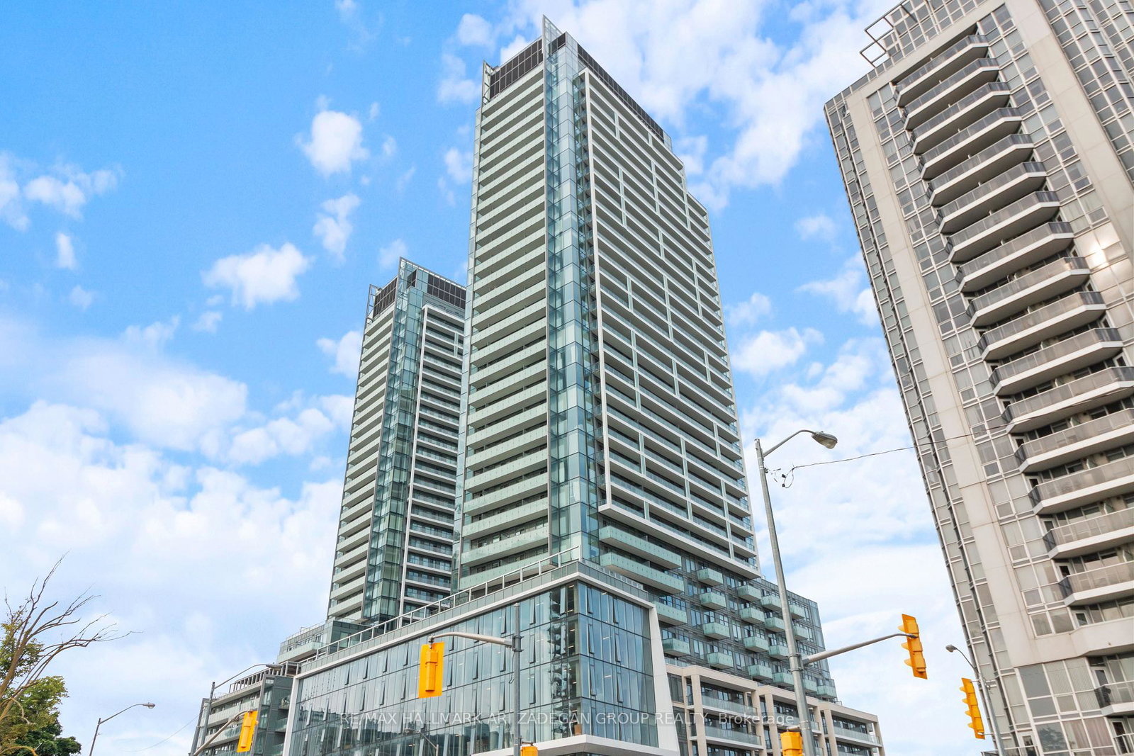 8-olympic-gdn-drive-north-york-ontario-c12373519