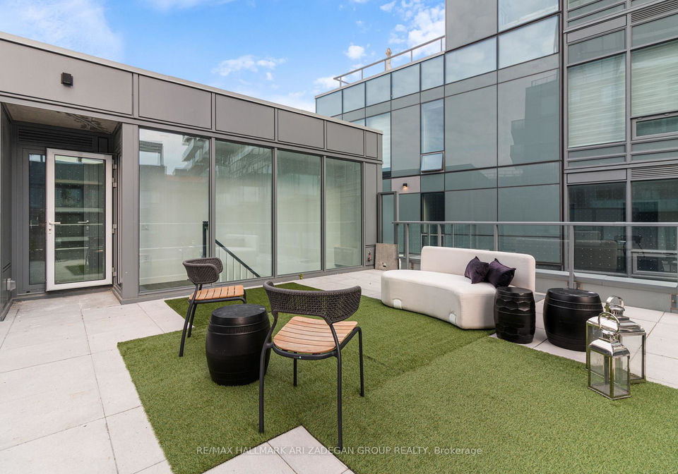 8-olympic-gdn-drive-north-york-ontario-c12373519