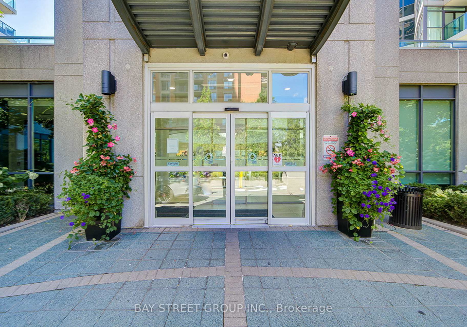 30-harrison-garden-boulevard-north-york-ontario-c12373520