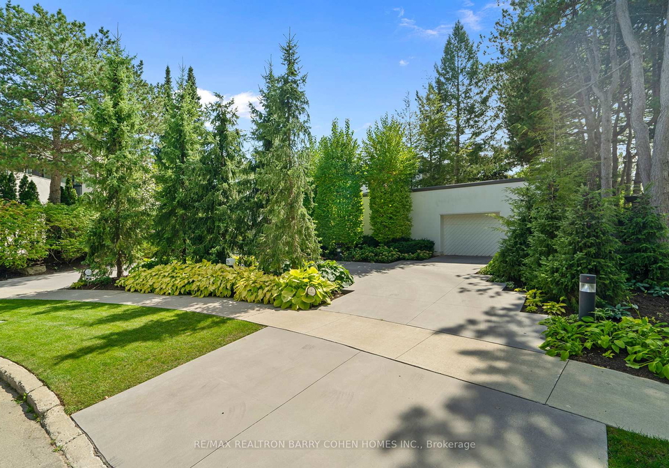 25-misty-crescent-north-york-ontario-c12373547