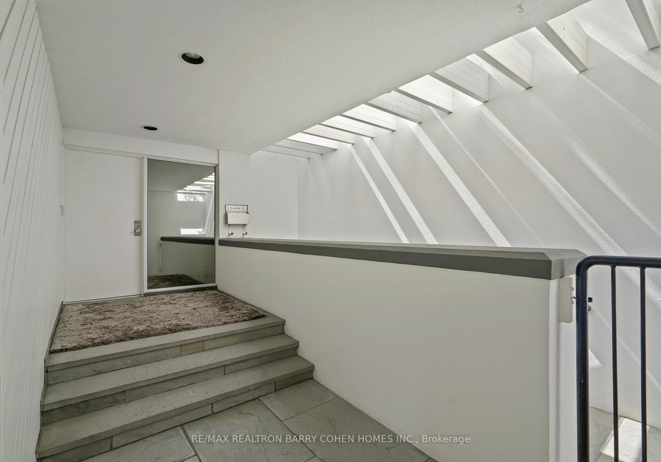 25-misty-crescent-north-york-ontario-c12373547