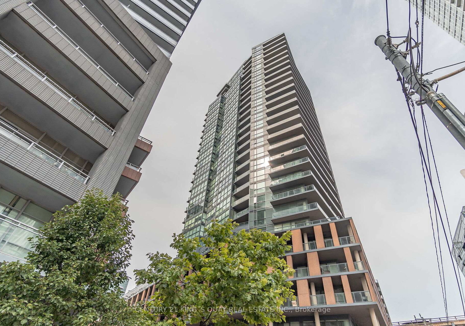 20-bruyeres-mews-toronto-ontario-c12373757