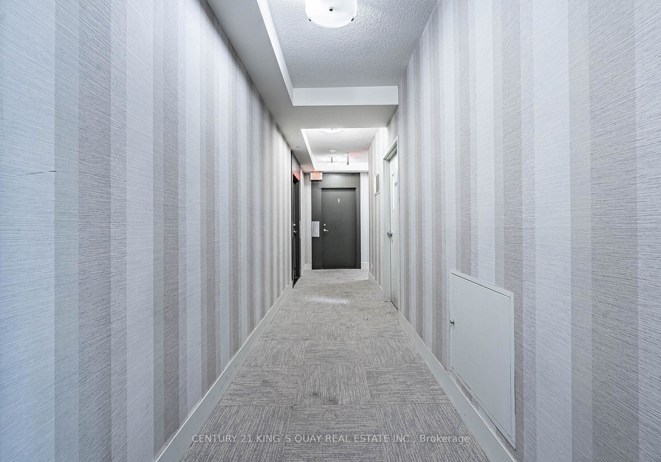 20-bruyeres-mews-toronto-ontario-c12373757