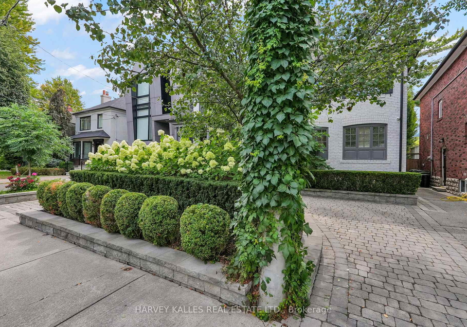 281-snowdon-avenue-toronto-ontario-c12373814