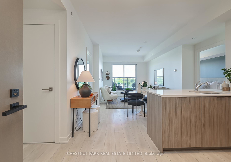 223-st-clair-avenue-w-toronto-ontario-c12373846