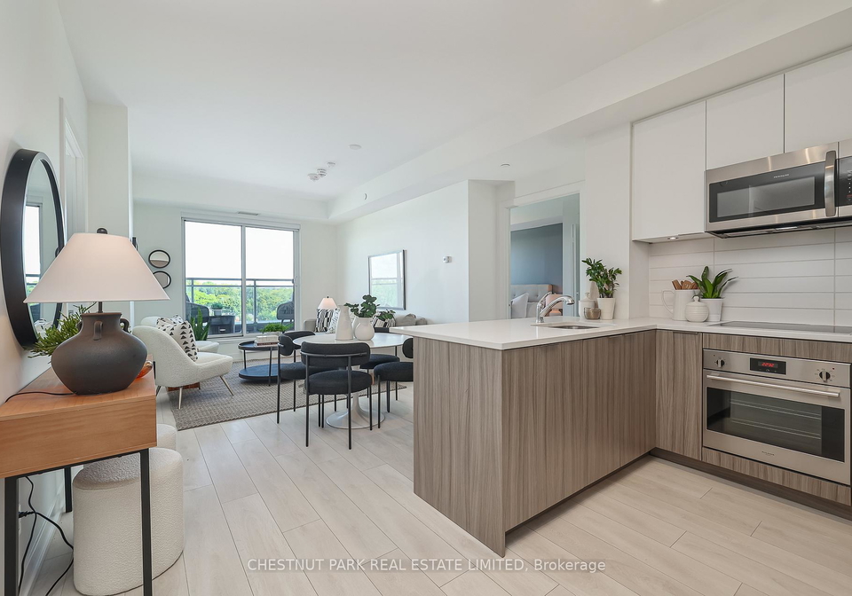 223-st-clair-avenue-w-toronto-ontario-c12373846