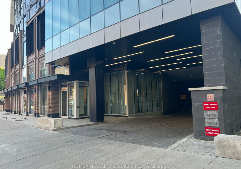 219-dundas-street-e-toronto-ontario-c12373858