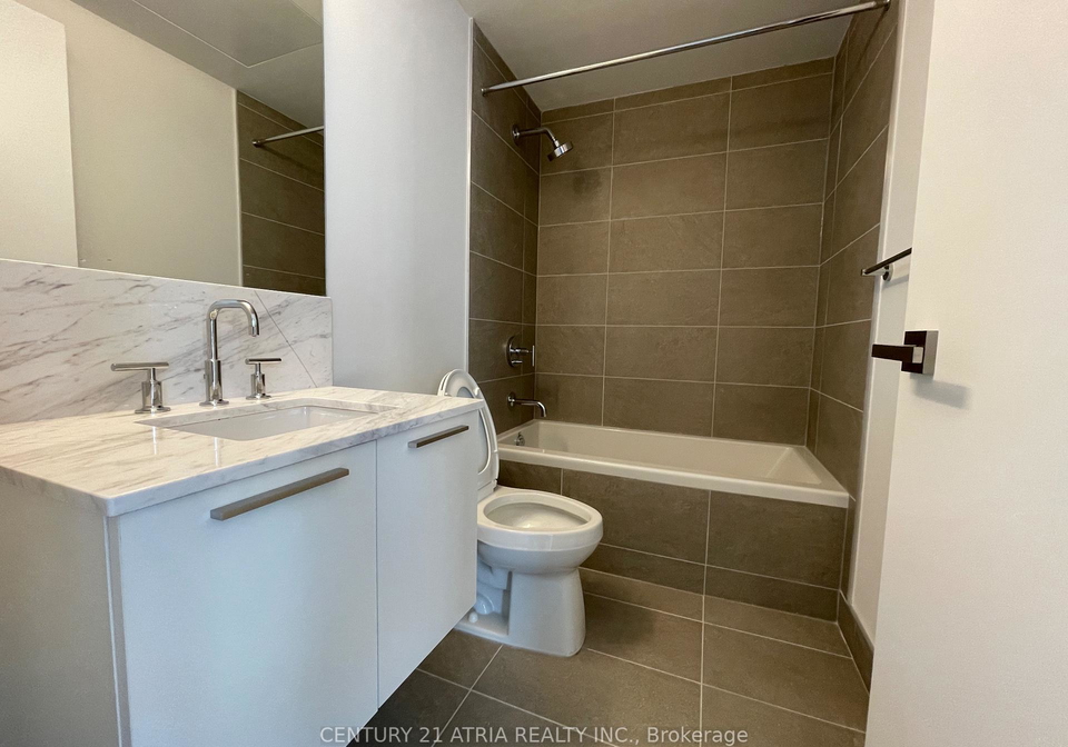 3-gloucester-street-toronto-ontario-c12373958