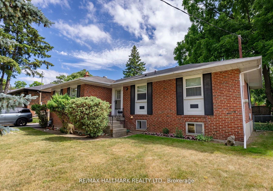 5-tinder-crescent-north-york-ontario-c12374030