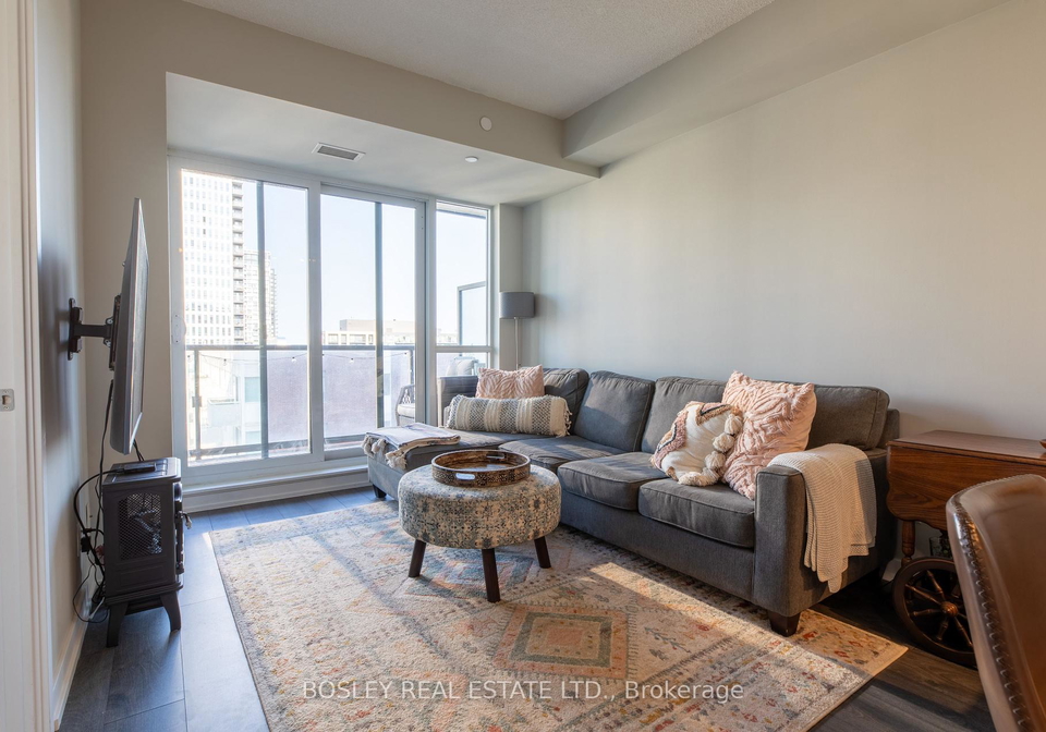 200-sackville-street-toronto-ontario-c12374054