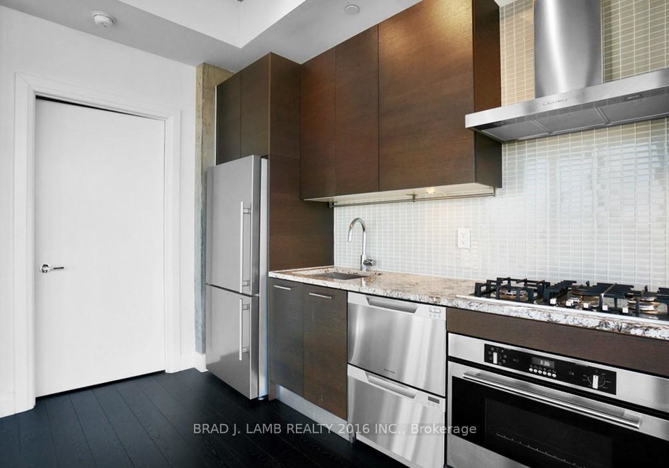 224-king-street-w-toronto-ontario-c12374227