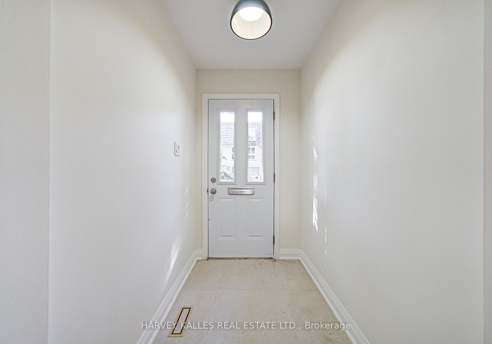 42-crimson-mill-way-north-york-ontario-c12374333