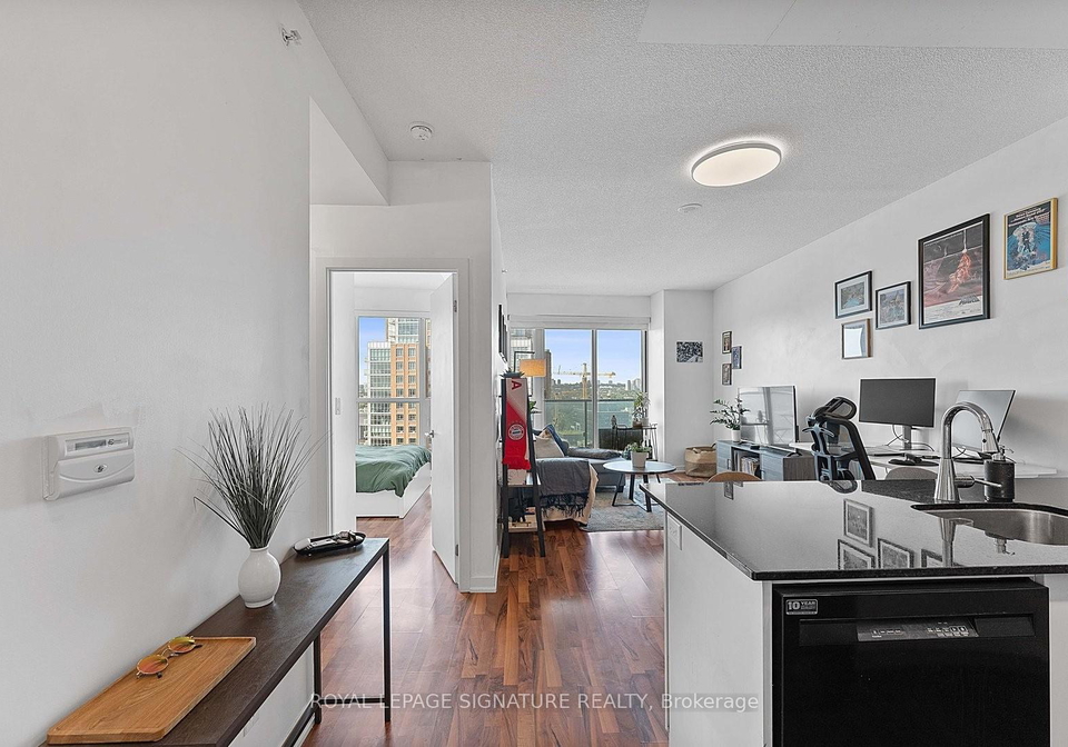 150-east-liberty-street-toronto-ontario-c12374351