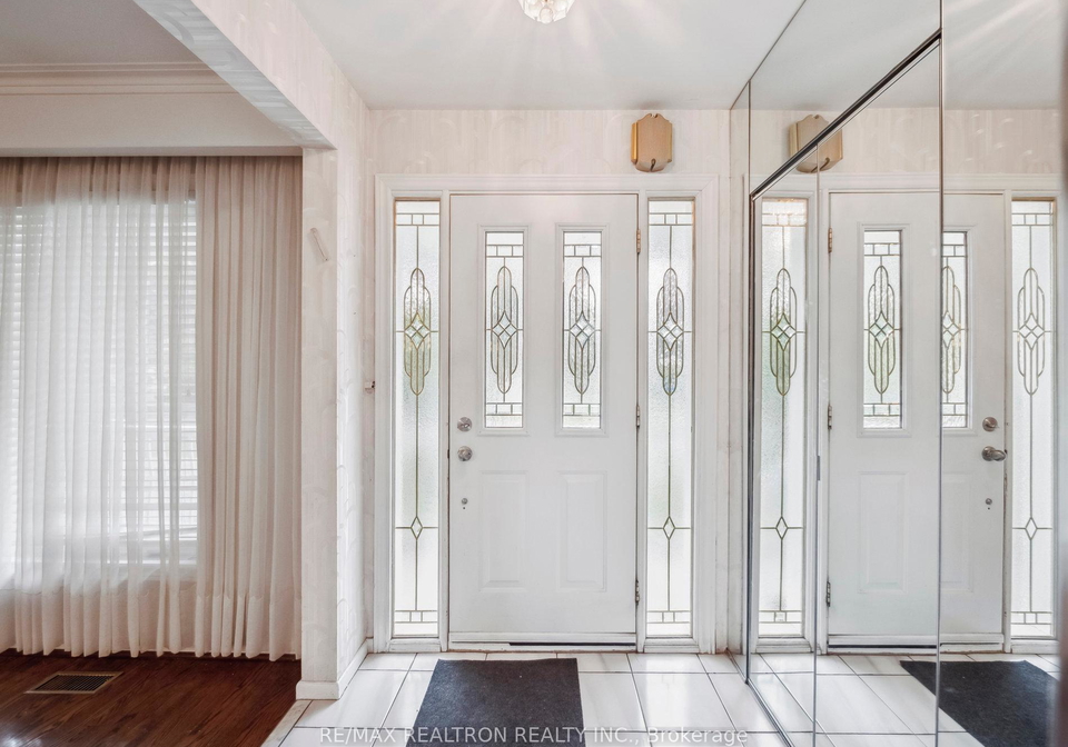 40-marathon-crescent-toronto-ontario-c12374423