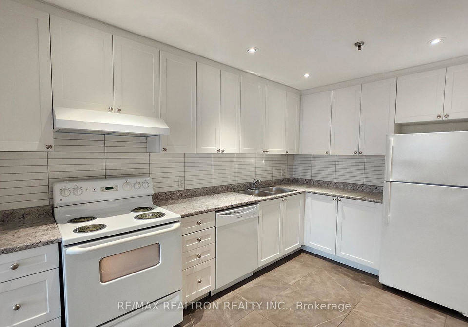 21-vaughan-road-toronto-ontario-c12374504