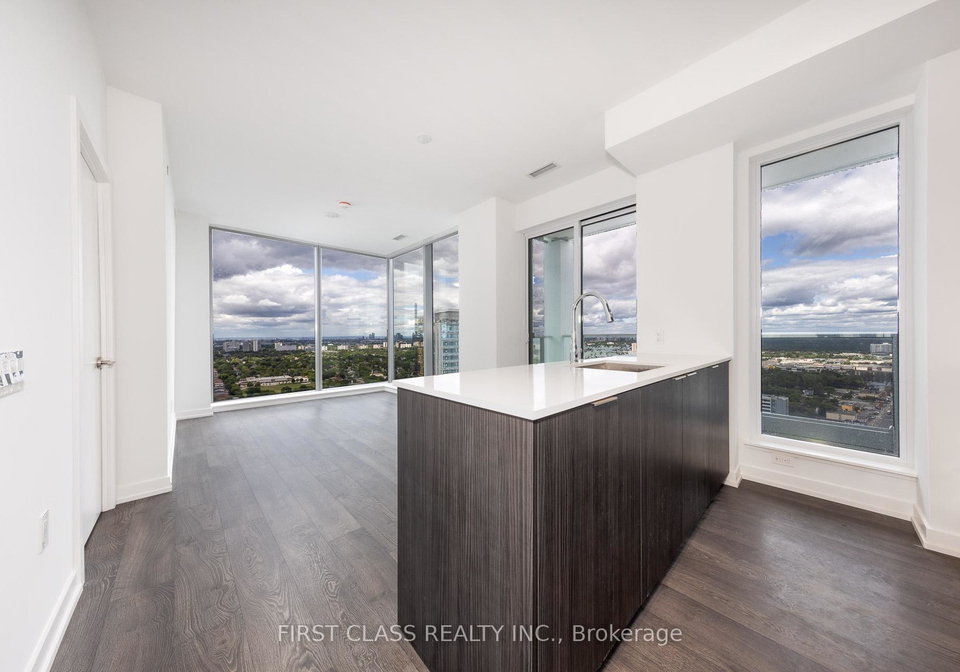 8-olympic-gdn-s-drive-north-york-ontario-c12374526