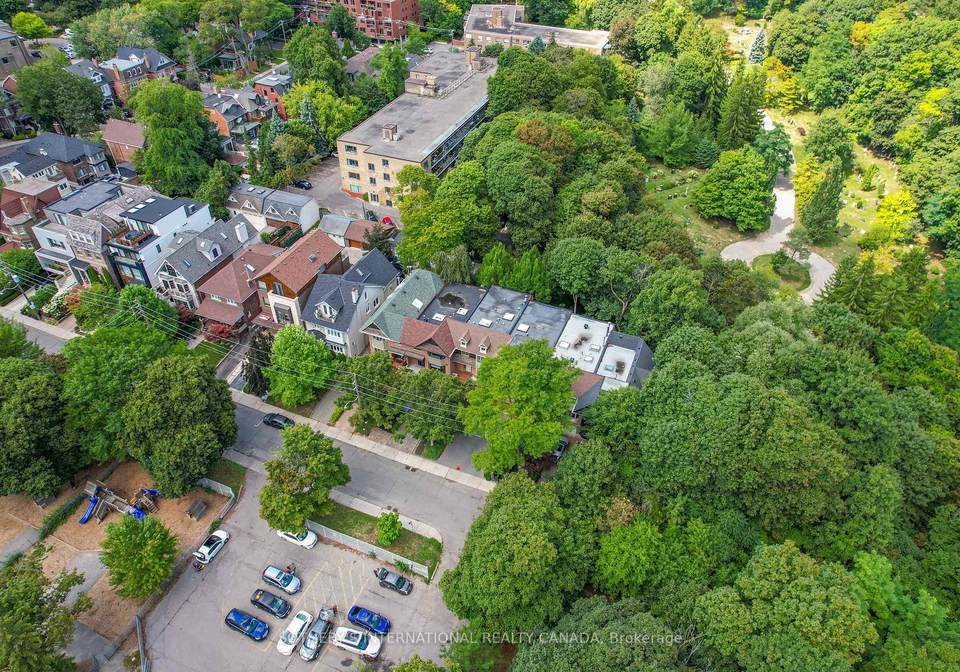 62-heath-street-e-toronto-ontario-c12374615
