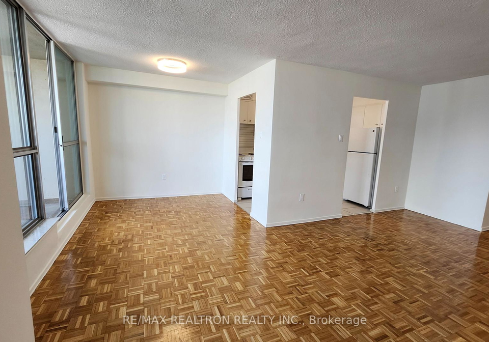 21-vaughan-road-toronto-ontario-c12374616