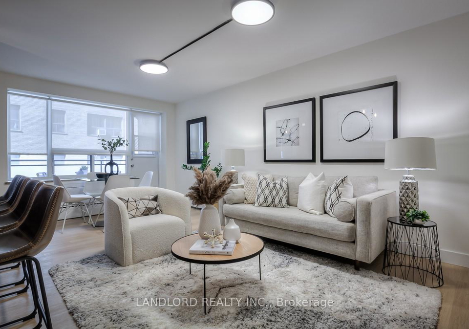 420-eglinton-avenue-e-toronto-ontario-c12374754
