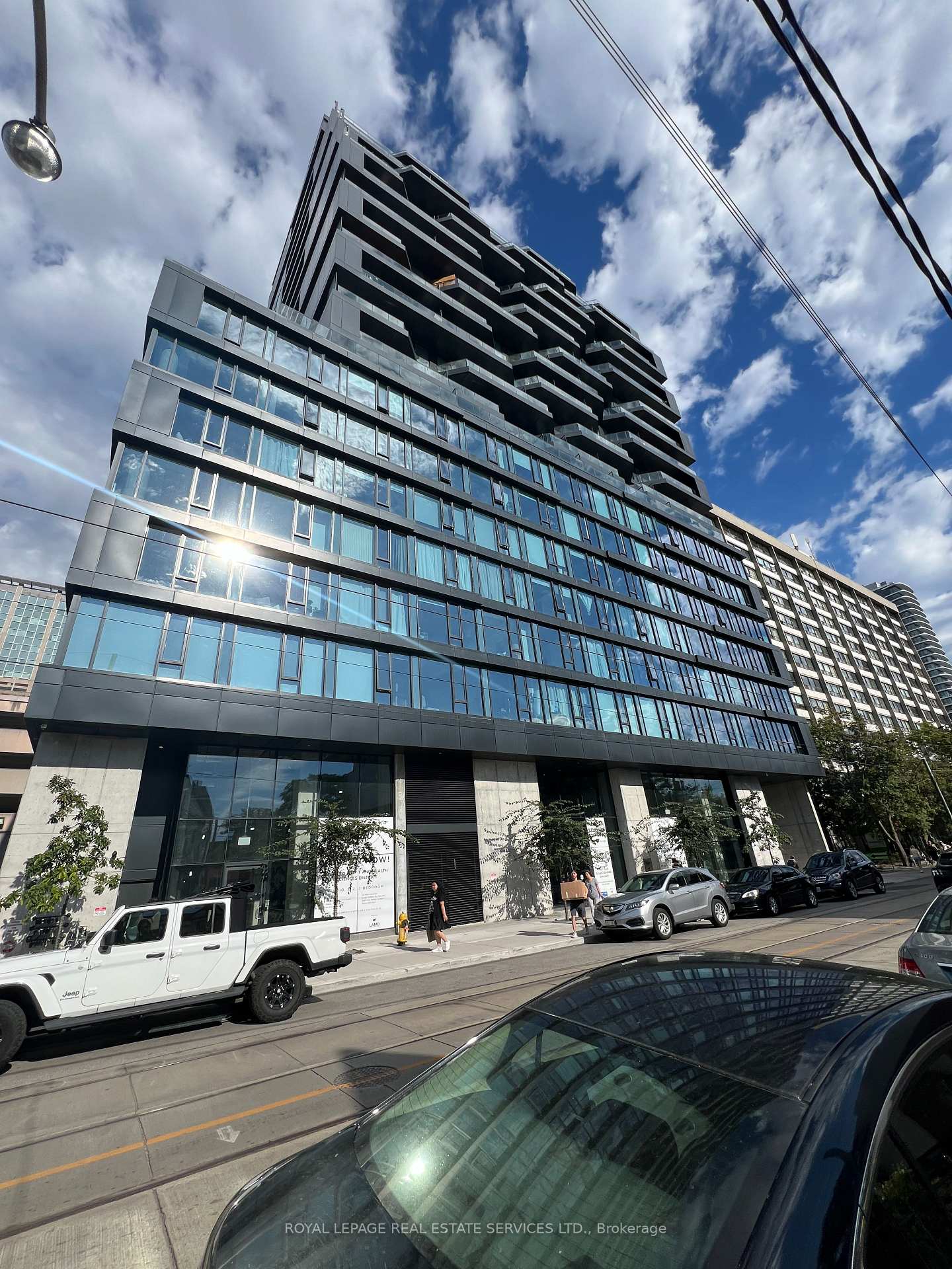195-mccaul-street-toronto-ontario-c12374774