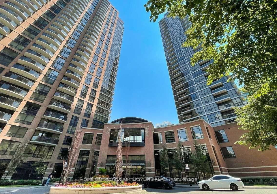 23-sheppard-avenue-e-north-york-ontario-c12374946