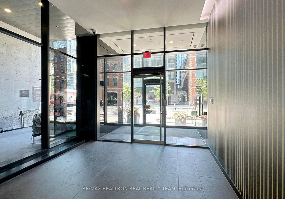 629-king-street-w-toronto-ontario-c12374966