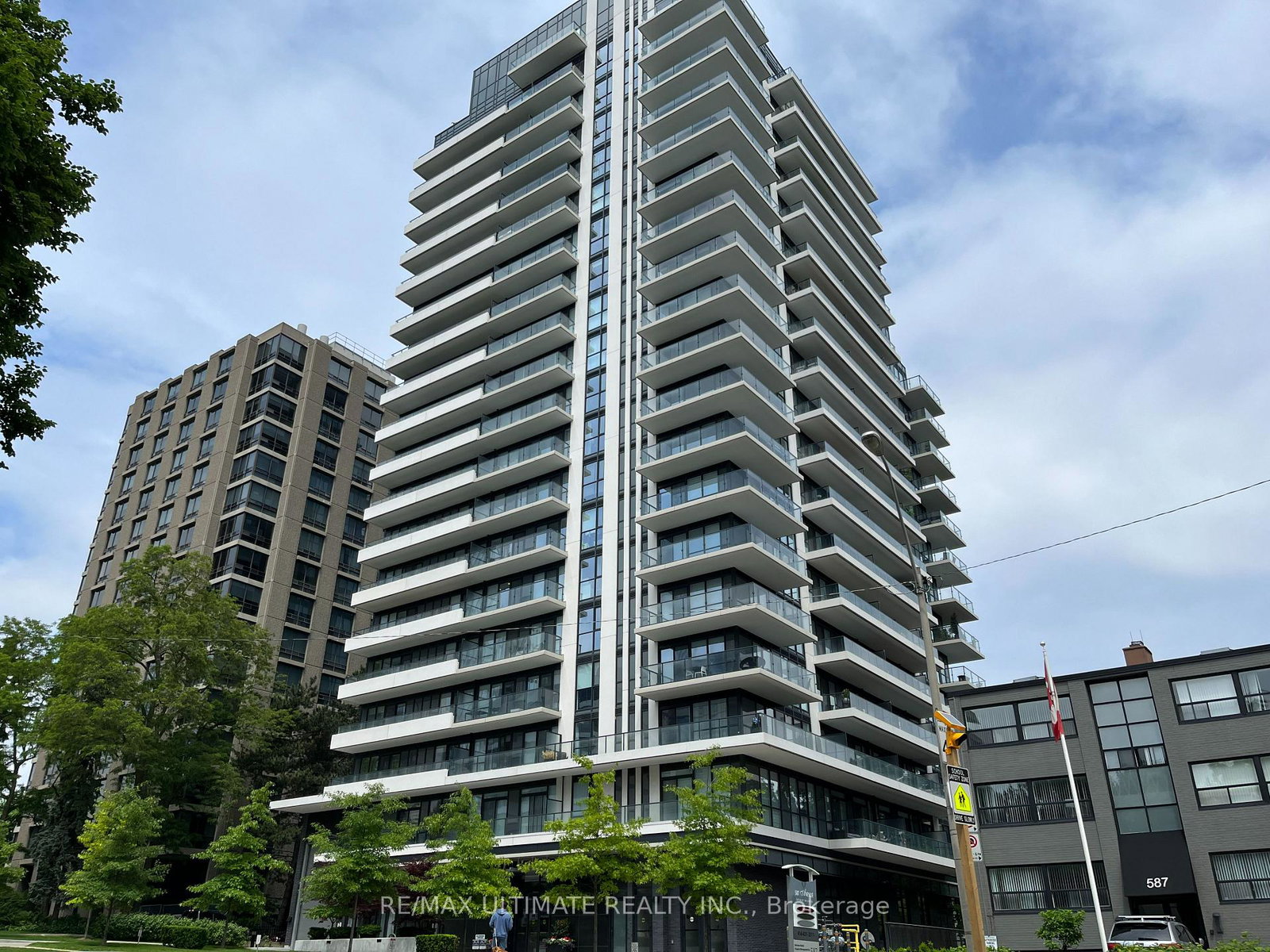 609-avenue-road-toronto-ontario-c12375019