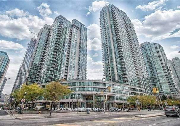 16-yonge-street-toronto-ontario-c12375120