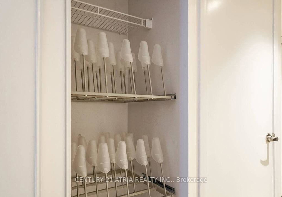 210-victoria-street-toronto-ontario-c12375157