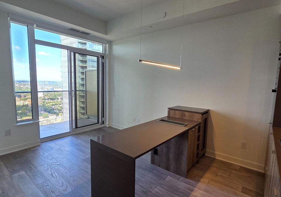 11-yorkville-avenue-toronto-ontario-c12375216