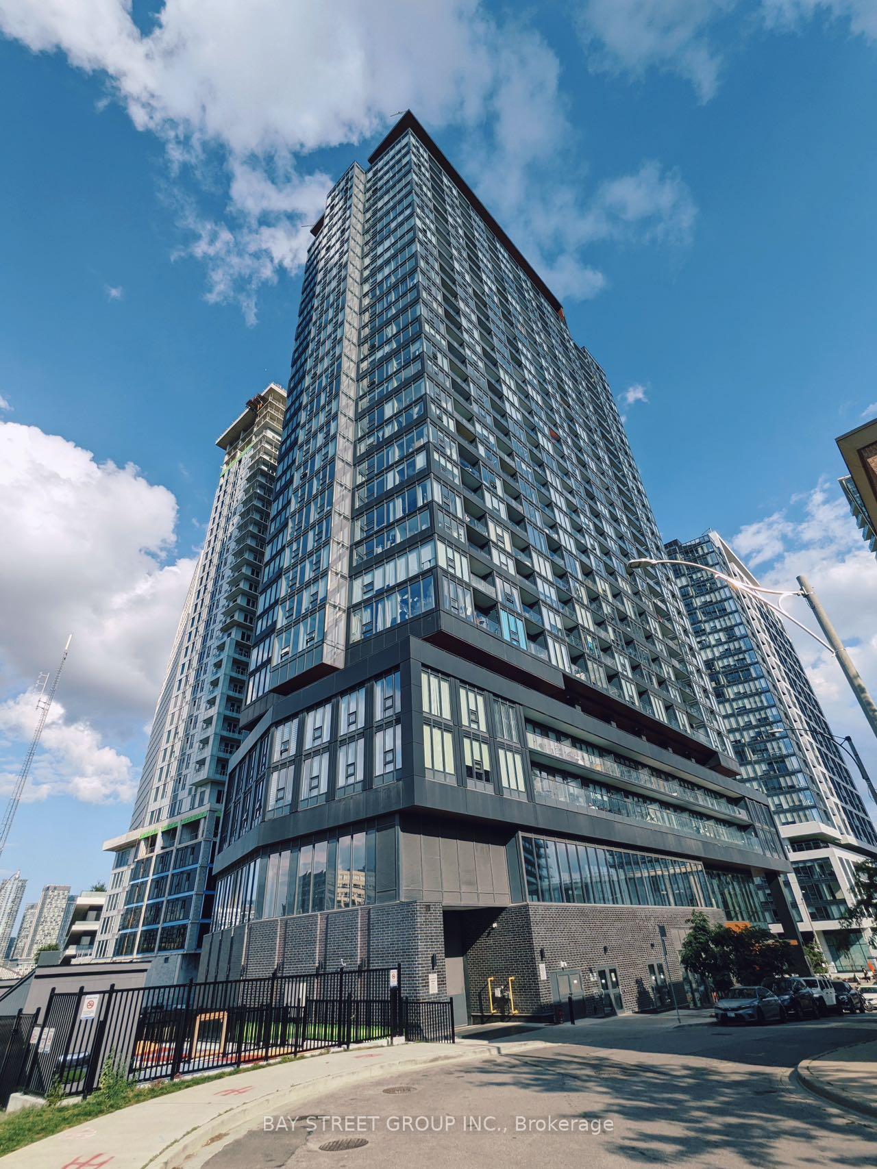 19-western-battery-road-toronto-ontario-c12375218