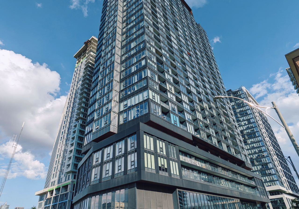 19-western-battery-road-toronto-ontario-c12375218